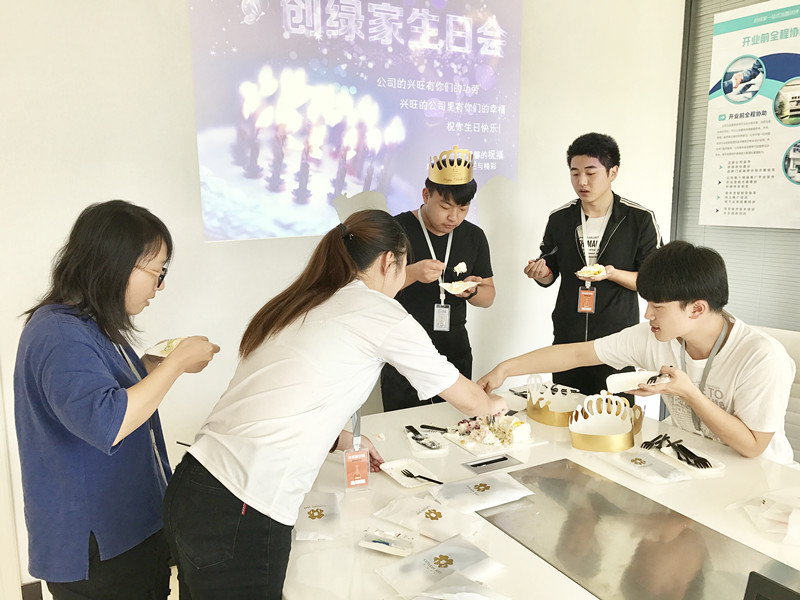 【10月生日會】我們的創(chuàng)綠家溫暖、開心，還有傳承！