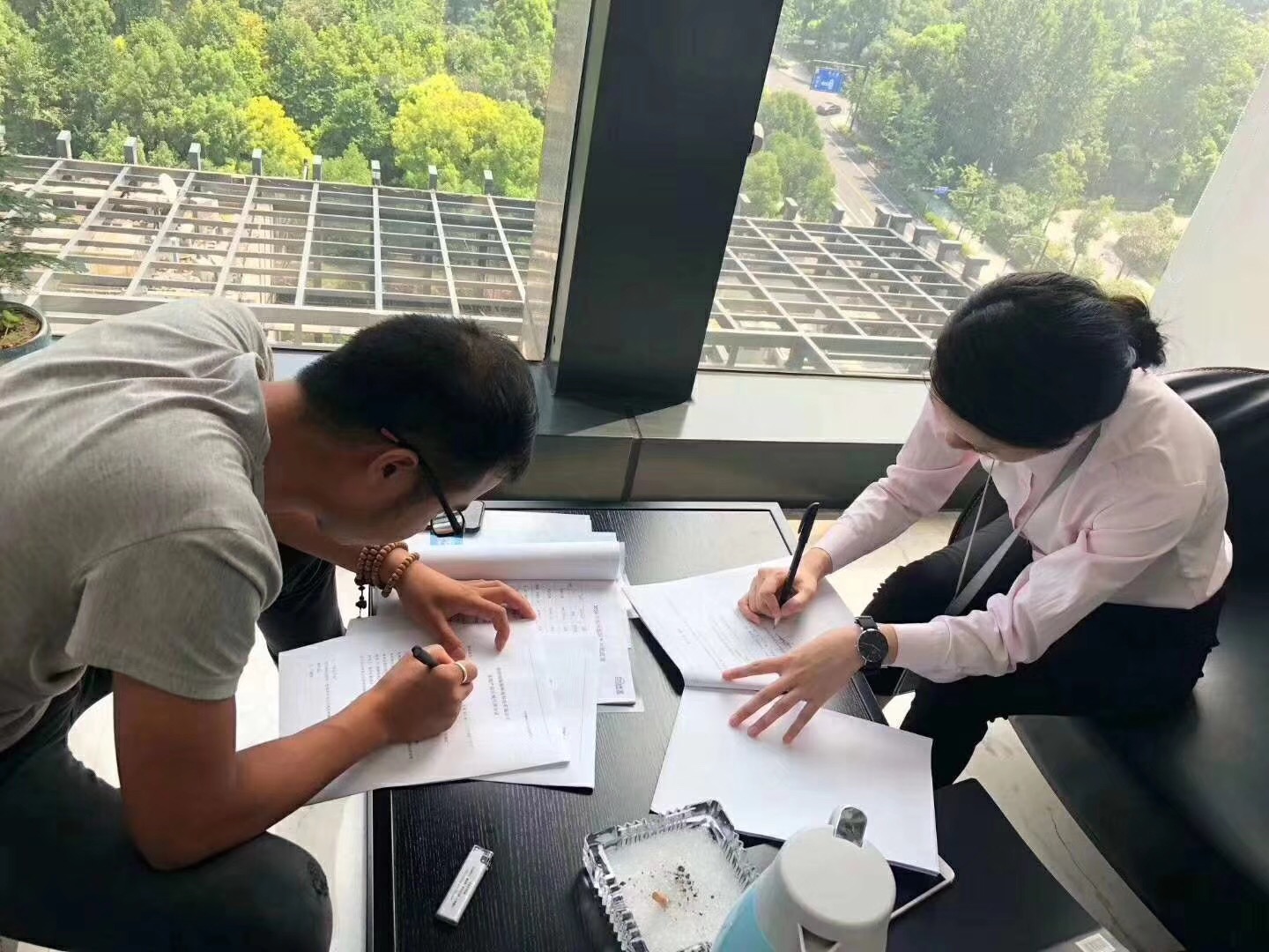 熱烈祝賀楊總簽約創(chuàng)綠家黔東南苗族侗族自治州縣級代理！